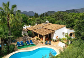 Schöne Villa Mit Beheiztem Pool